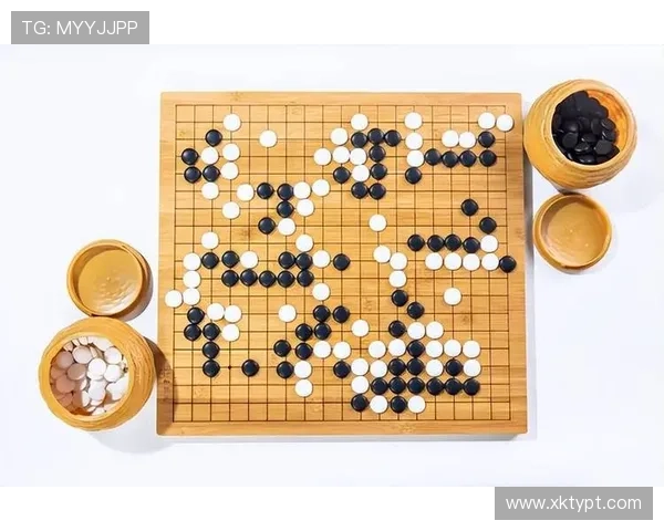 在星空娱乐棋牌中感受星空的宁静与棋牌的激情，开启属于你的星空娱乐时光